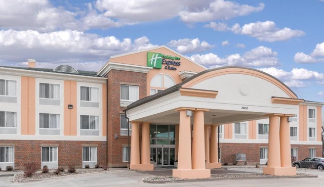 Holiday Inn Express Hotel & Suites Ames by IHG
