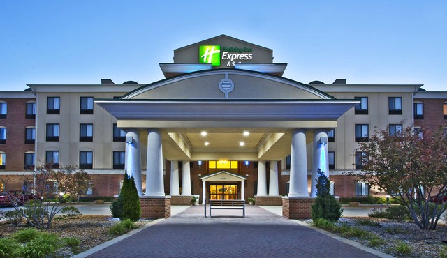 Holiday Inn Express Hotel & Suites ANDERSON NORTH by IHG