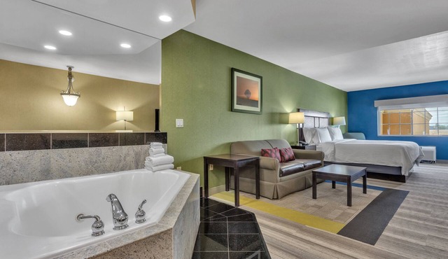 Holiday Inn Express Hotel & Suites El Centro by IHG