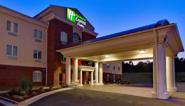 Holiday Inn Express Hotel & Suites Malvern by IHG