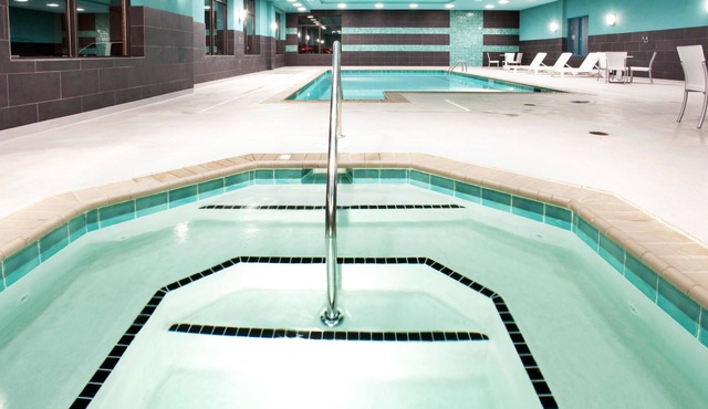 Holiday Inn Express Hotel & Suites Norfolk Airport by IHG