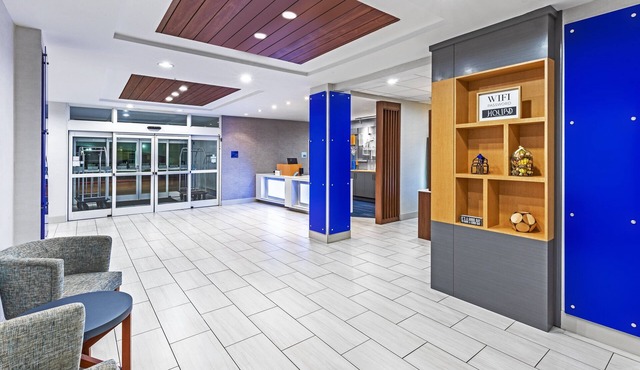Holiday Inn Express Hotel & Suites - Houston Space Center by IHG