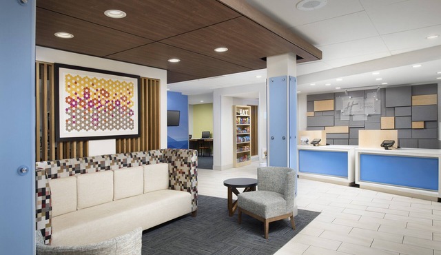 Holiday Inn Express Knoxville-Strawberry Plains by IHG