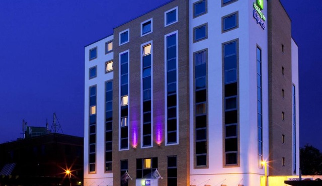 Holiday Inn Express London - Watford Junction by IHG