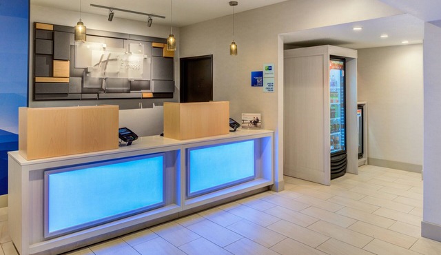 Holiday Inn Express Newberg - Wine Country by IHG