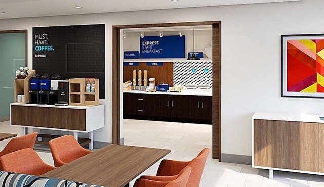 Holiday Inn Express Plainwell by IHG
