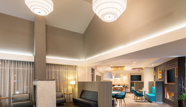 Holiday Inn Express Quebec City - Sainte Foy by IHG