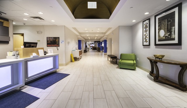 Holiday Inn Express Rochelle by IHG