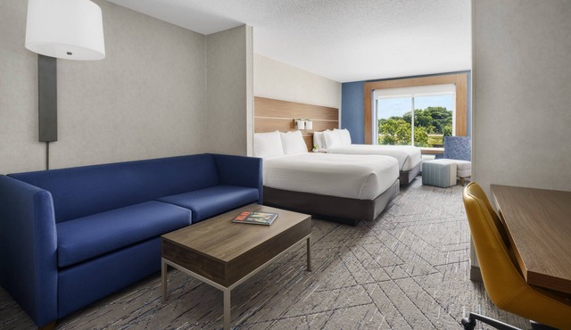 Holiday Inn Express Rochester NE- Irondequoit by IHG