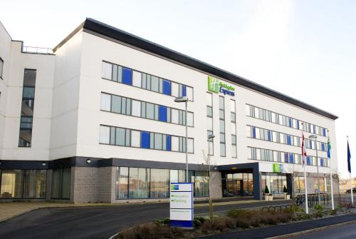 Holiday Inn Express Rotherham - North by IHG