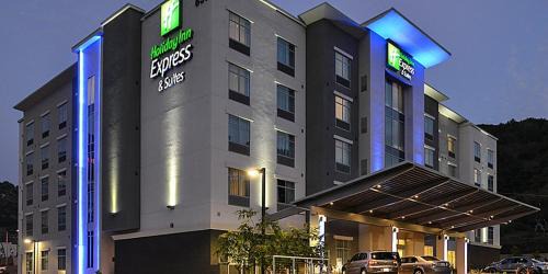 Holiday Inn Express & Suites - Jacksonville-Camp LeJeune Area by IHG