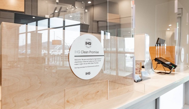 Holiday Inn Express & Suites Moundsville by IHG