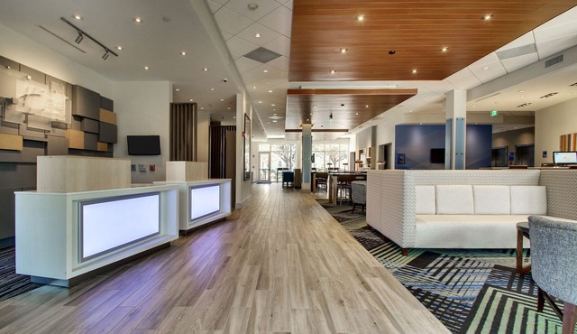 Holiday Inn Express & Suites Summerville by IHG