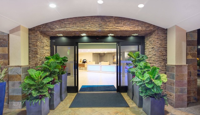 Holiday Inn Express San Diego Airport - Old Town by IHG