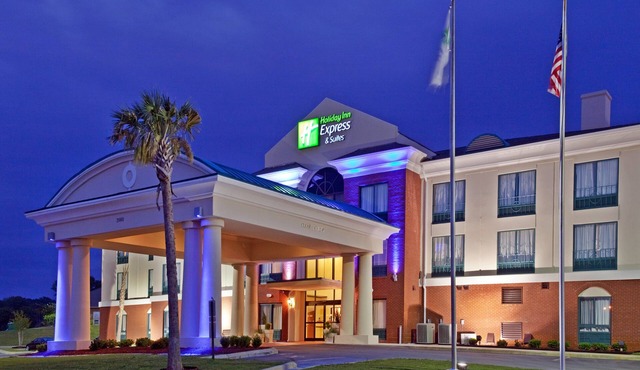 Holiday Inn Express Selma by IHG