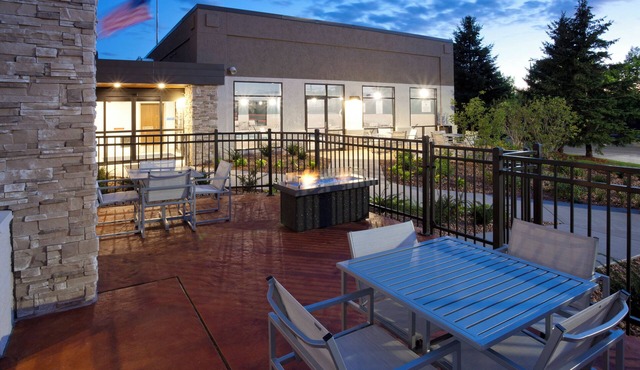 Holiday Inn Express & Suites Minneapolis – West End by IHG