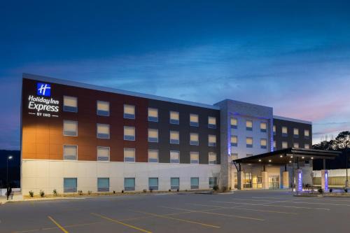 Holiday Inn Express & Suites Huntsville Northeast by IHG