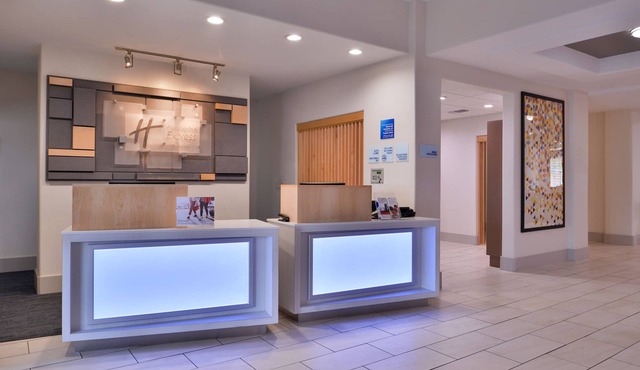 Holiday Inn Express & Suites San Antonio NW - Medical Area by IHG