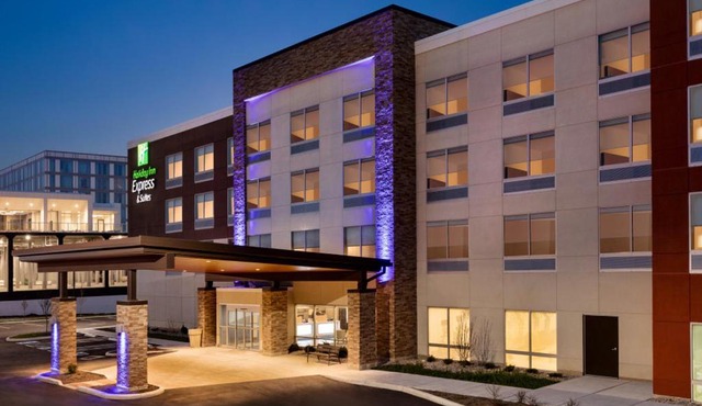 Holiday Inn Express & Suites - Cincinnati NE - Red Bank Road by IHG