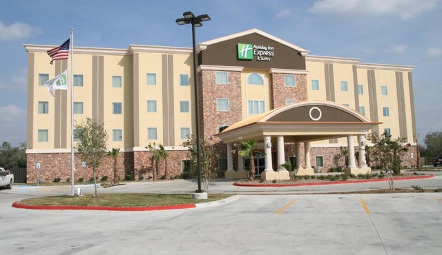 Holiday Inn Express & Suites George West by IHG