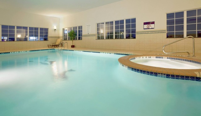 Holiday Inn Express & Suites Georgetown by IHG
