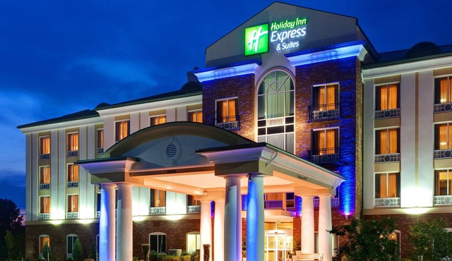 Holiday Inn Express & Suites Millington by IHG