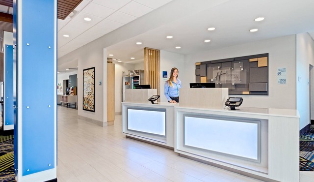 Holiday Inn Express & Suites Niceville - Eglin Area by IHG