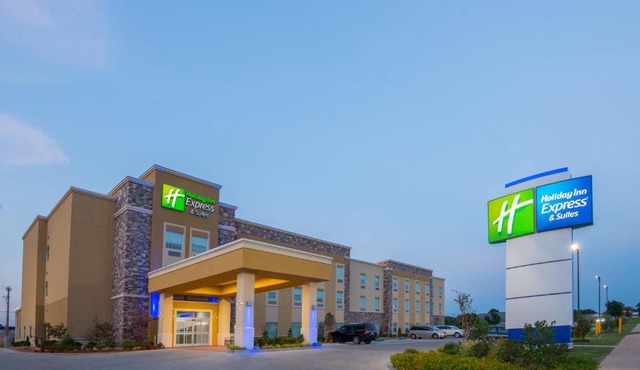 Holiday Inn Express & Suites Stillwater - University Area by IHG