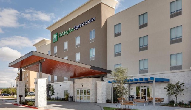 Holiday Inn Express & Suites - Plano - The Colony by IHG