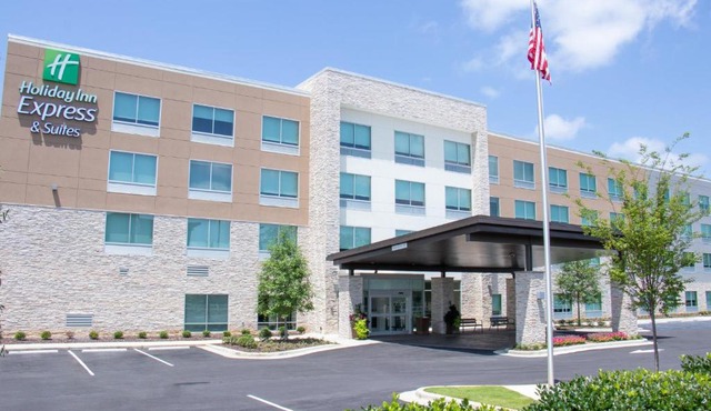 Holiday Inn Express & Suites Tuscaloosa East by IHG