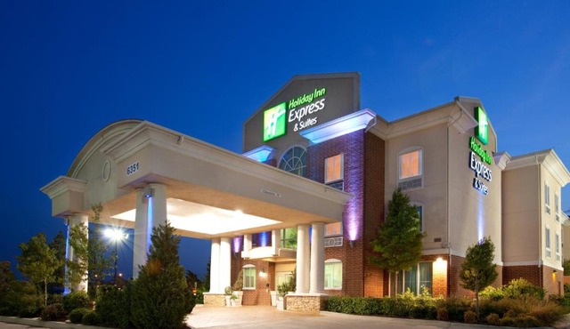 Holiday Inn Express & Suites Fort Worth - Fossil Creek by IHG