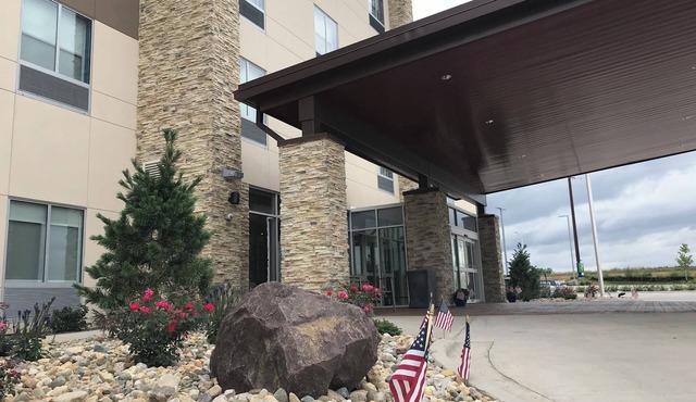 Holiday Inn Express & Suites Hannibal - Medical Center by IHG