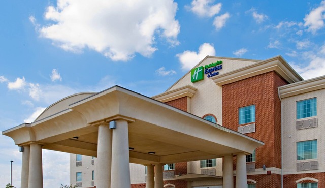 Holiday Inn Express & Suites Levelland by IHG