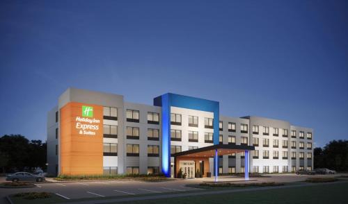 Holiday Inn Express & Suites Sheridan South by IHG