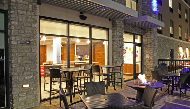 Holiday Inn Express & Suites St. Louis South - I-55 by IHG