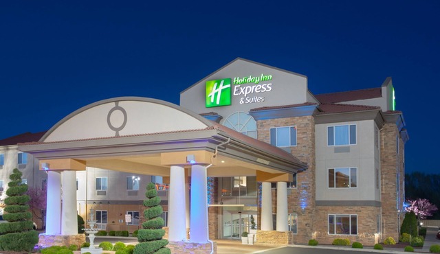 Holiday Inn Express & Suites Tucumcari by IHG