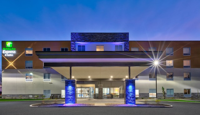 Holiday Inn Express & Suites Wooster by IHG