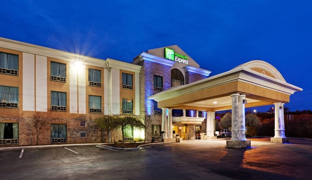 Holiday Inn Express & Suites Corbin by IHG