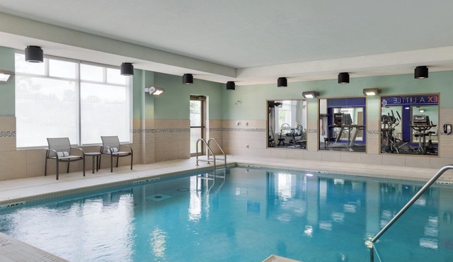 Holiday Inn Express & Suites Ottawa East - Orleans by IHG