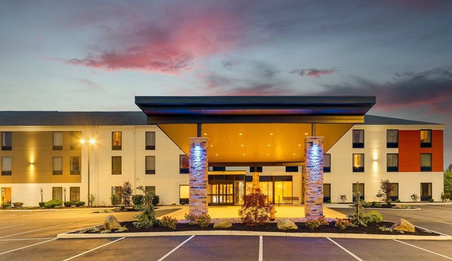 Holiday Inn Express & Suites Troy by IHG