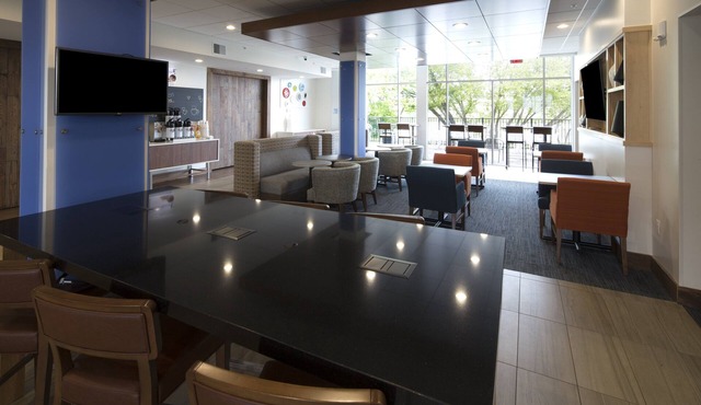 Holiday Inn Express & Suites Alpena - Downtown by IHG