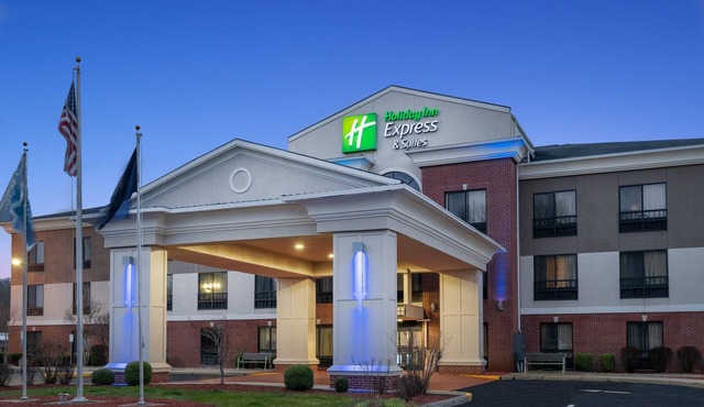Holiday Inn Express & Suites Ashland by IHG