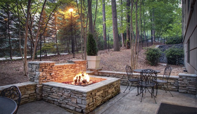 Holiday Inn Express & Suites Atlanta Buckhead by IHG