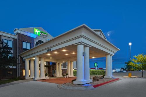 Holiday Inn Express & Suites Buffalo by IHG