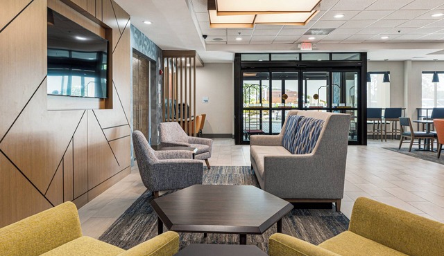 Holiday Inn Express & Suites Buford NE - Lake Lanier by IHG