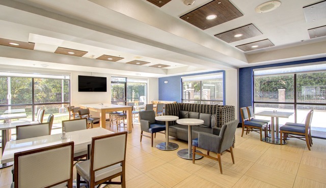 Holiday Inn Express & Suites Charlotte-Concord-I-85 by IHG