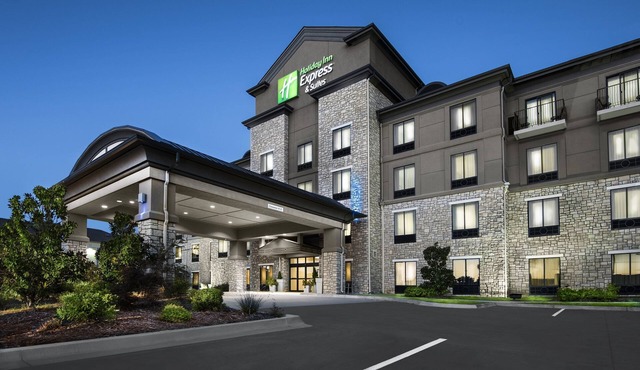 Holiday Inn Express & Suites Conway by IHG