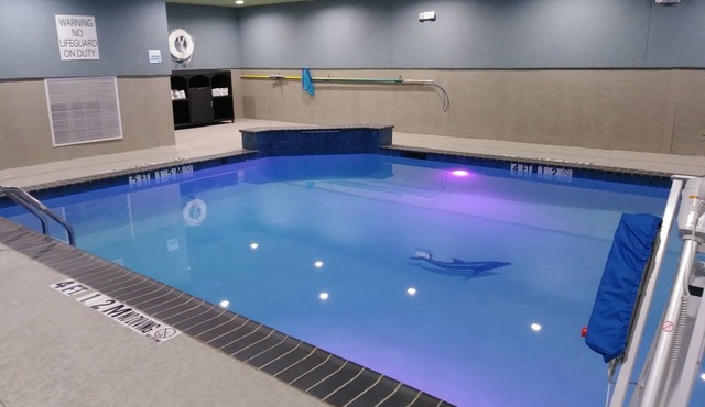 Holiday Inn Express & Suites Dallas Northeast - Arboretum by IHG