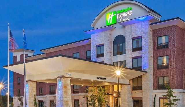 Holiday Inn Express & Suites Duncan by IHG