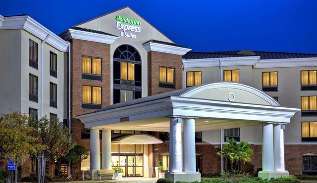 Holiday Inn Express & Suites Flowood by IHG